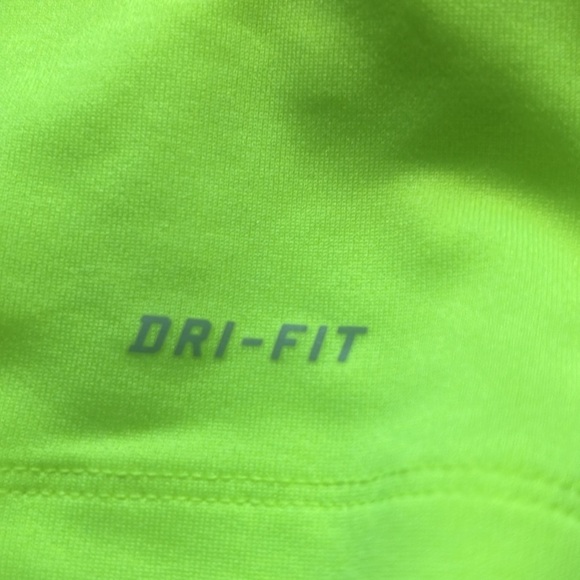 Nike Dri Fit Youth Training Shirt Neon Size XL - Picture 6 of 6